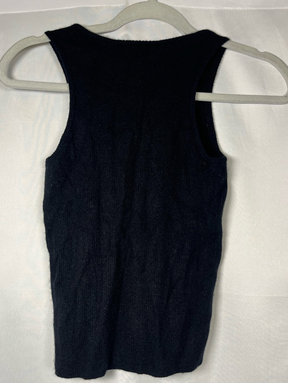 Quince 100% cashmere featherweight black ribbed knit tank size small - Picture 6 of 6